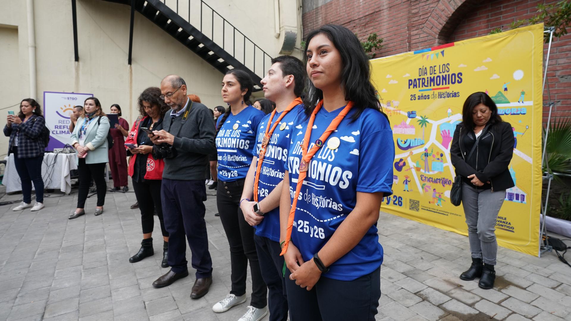 Grupo de personas que participarán en el voluntariado del Día de los Patrimonios