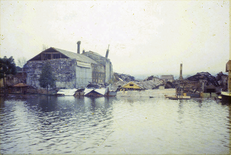 El cielo gris lo aplasta todo, también las emociones