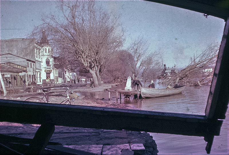 Captura enmarca la situación de fondo con un marco chueco...