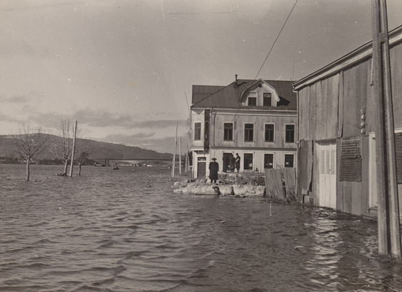 Avenida Prat (Costanera) esquina García Reyes