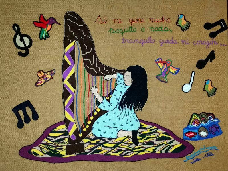 Obra textil de paisaje patrimonial bordado en lana de colores